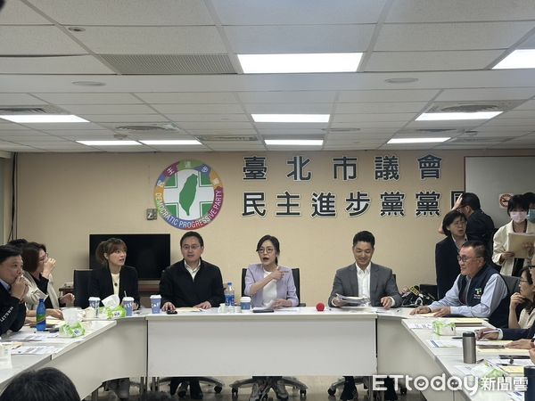▲▼台北市長蔣萬安赴民進黨團說明北市府重大法議案。（圖／記者袁茵攝）