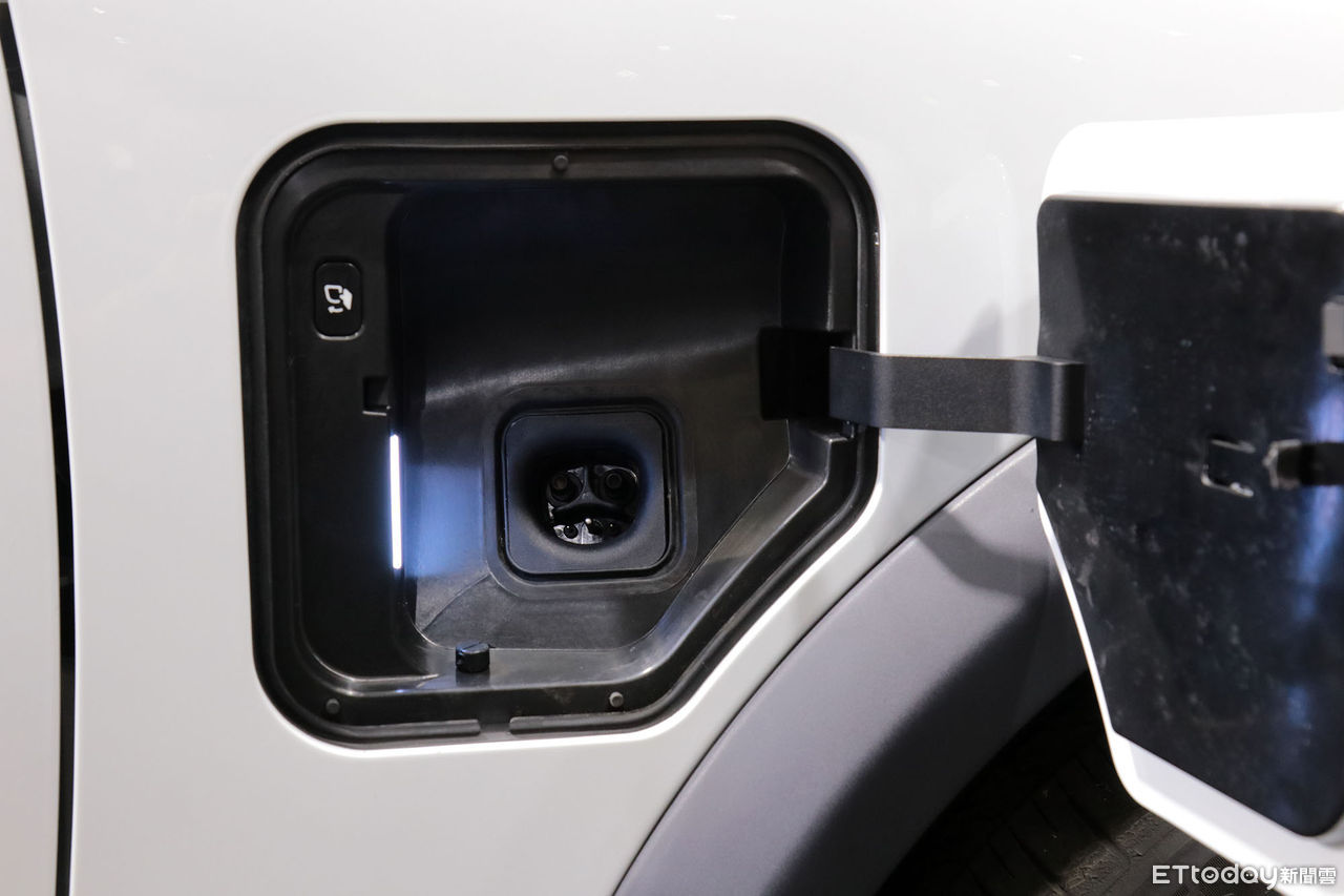 ▲鴻海百萬有找跨界電動車「Model B現場開箱」！國內外客戶即將啟動。（圖／記者張慶輝攝）
