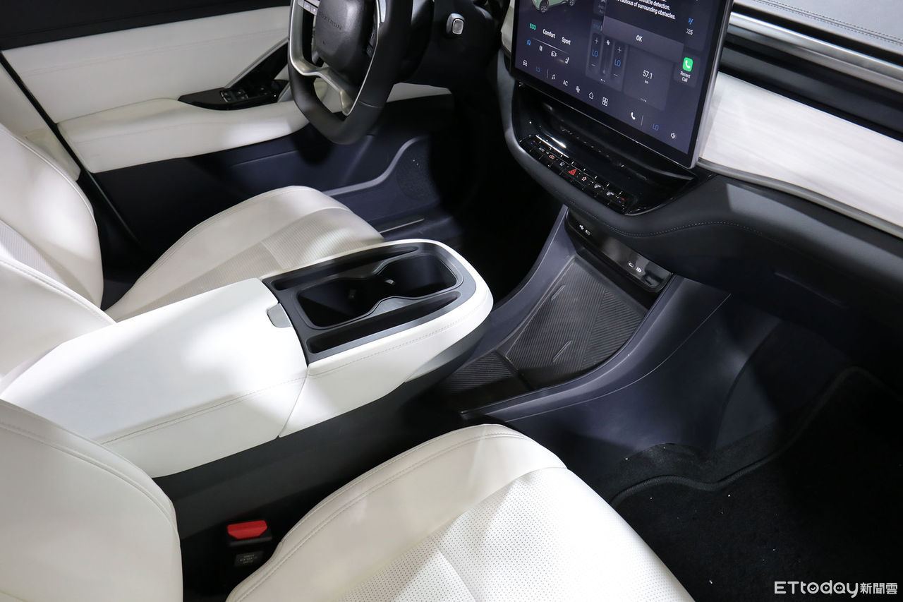 ▲鴻海百萬有找跨界電動車「Model B現場開箱」！國內外客戶即將啟動。（圖／記者張慶輝攝）