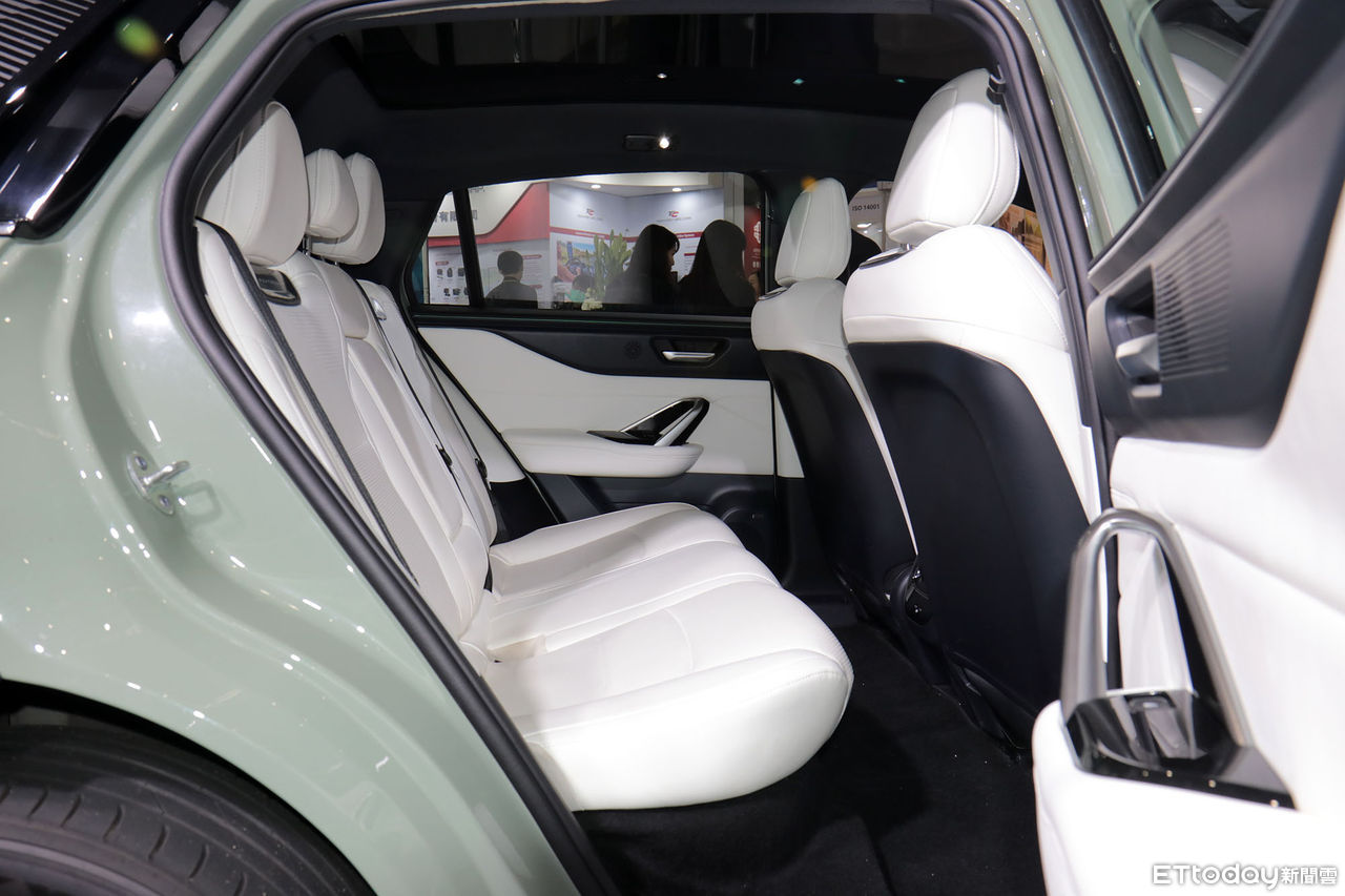 ▲鴻海百萬有找跨界電動車「Model B現場開箱」！國內外客戶即將啟動。（圖／記者張慶輝攝）