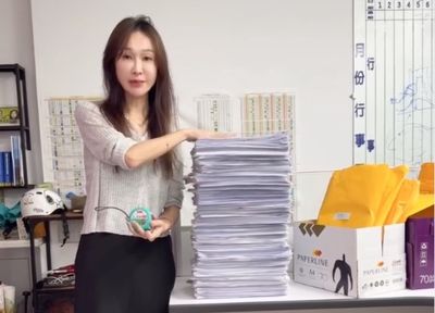 鄉民女神qn送交萬份連署書　網讚：全台最強