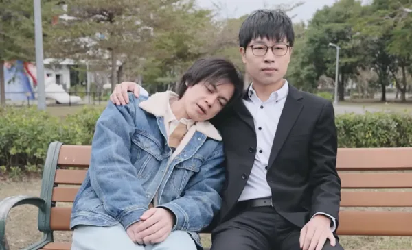 ▲HowHow與藍亦明重現《獨佔接班人》上演BL情。（圖／LINE TV提供）