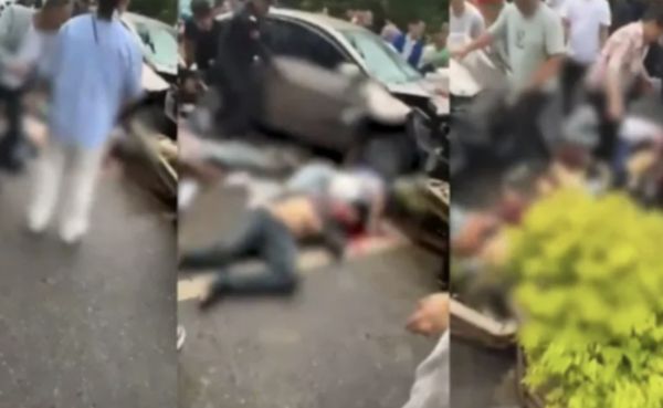 ▲▼陸又爆「開車衝撞小學」　地上躺滿傷亡者「路人抬車救命」。（圖／翻攝推特）