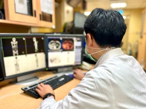 ▲▼長庚精準醫療再突破-正子攝影可準確評估唾液腺癌放射治療效果。（圖／長庚醫院提供）