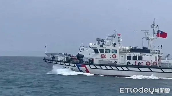 ▲▼      中國海警編隊襲擾金門海巡全程掌握即時驅離       。（圖／記者林名揚翻攝）