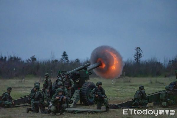 ▲▼澎防部執行鎮疆操演 ，磨練官兵實戰能力與堅強意志。（圖／軍聞社提供）