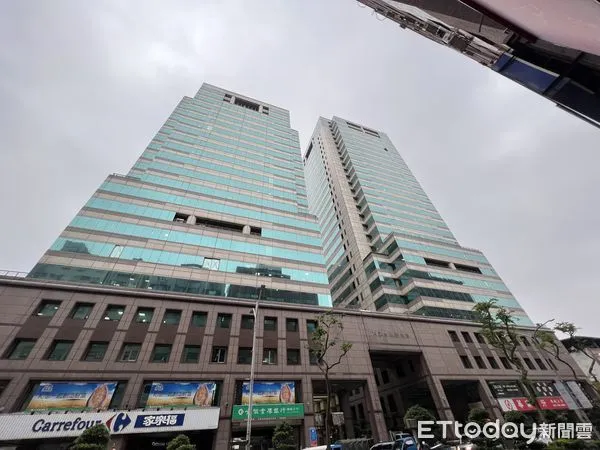 ▲▼           潤泰新大陸  。（圖／記者項瀚攝）