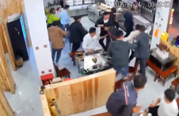 ▲▼雲南深夜發生4.8級地震。（圖／翻攝自微博／荔枝新聞）