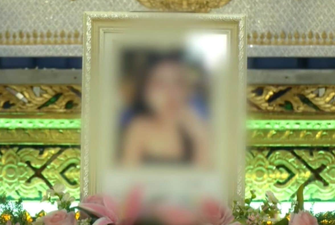 ▲▼最狂孕婦！抓包老公不倫　她挺孕肚打死小三。（圖／翻攝自The Thaiger）