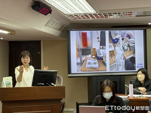 ▲▼民進黨立委林淑芬質疑中國零食在網路夜市等處隨意賣，食藥署把關不力。（圖／記者洪巧藍攝）