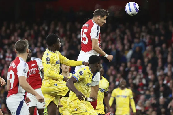 ▲▼基維奧爾（Jakub Kiwior）頭槌得分。（圖／達志影像／美聯社）