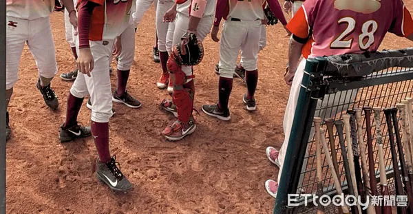 ▲▼體育班、棒球隊（專心中心用）。（圖經變色處理／記者林緯平攝）