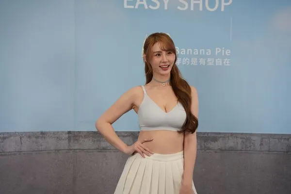 ▲短今成為代言人。（圖／EASY SHOP提供）