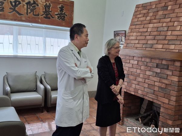 ▲▼  嘉義基督教醫院歡慶67週年，重啟院史館並發表院史新書 齊見證歷史再現  。（圖／嘉義基督教醫院提供）