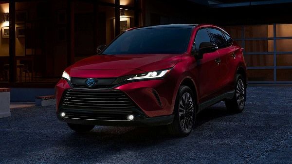 ▲日規TOYTOA Harrier即將推改款！將在6月上市開賣。（圖／翻攝自TOYOTA）