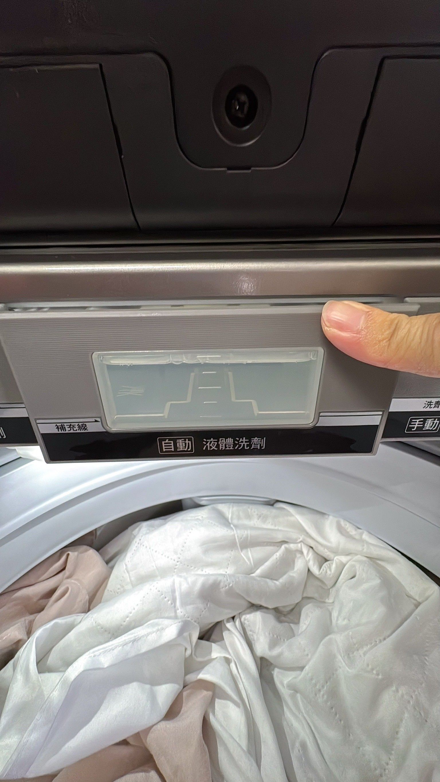 KEN爸日常,直立式溫水洗衣機,Panasonic,Panasonic洗衣機,洗衣神器,洗衣服,家事,家務,爸媽救星,大容量（圖／翻攝自KEN爸IG）