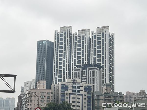▲▼          板橋新巨蛋   。（圖／記者項瀚攝）
