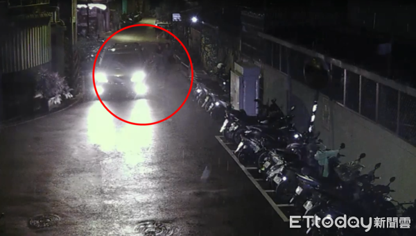 ▲▼             新北中和一名42歲謝姓男子遭多人圍毆、砍傷，自行爬起求救。（圖／記者陸運陞翻攝，下同）