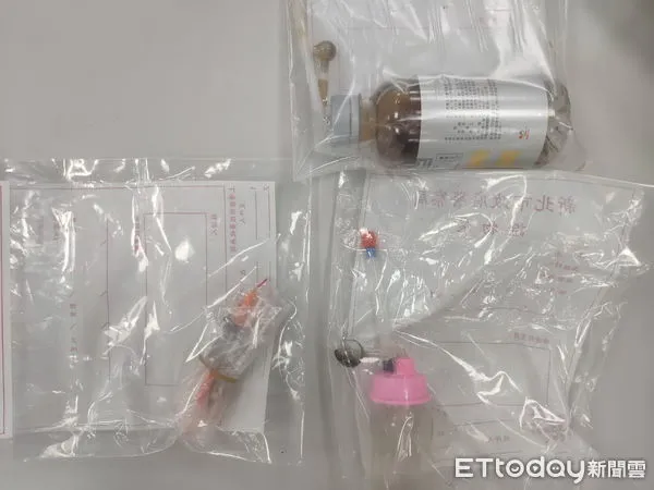 ▲楊男陳屍屋內死亡多時，警方在屋內搜出毒品安非他命。（圖／記者陸運陞翻攝）