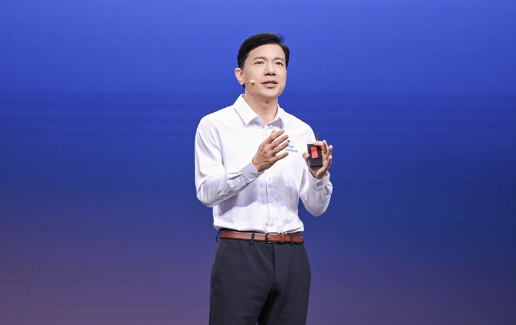 ▲百度創辦人兼CEO李彥宏。（圖／翻攝微博）