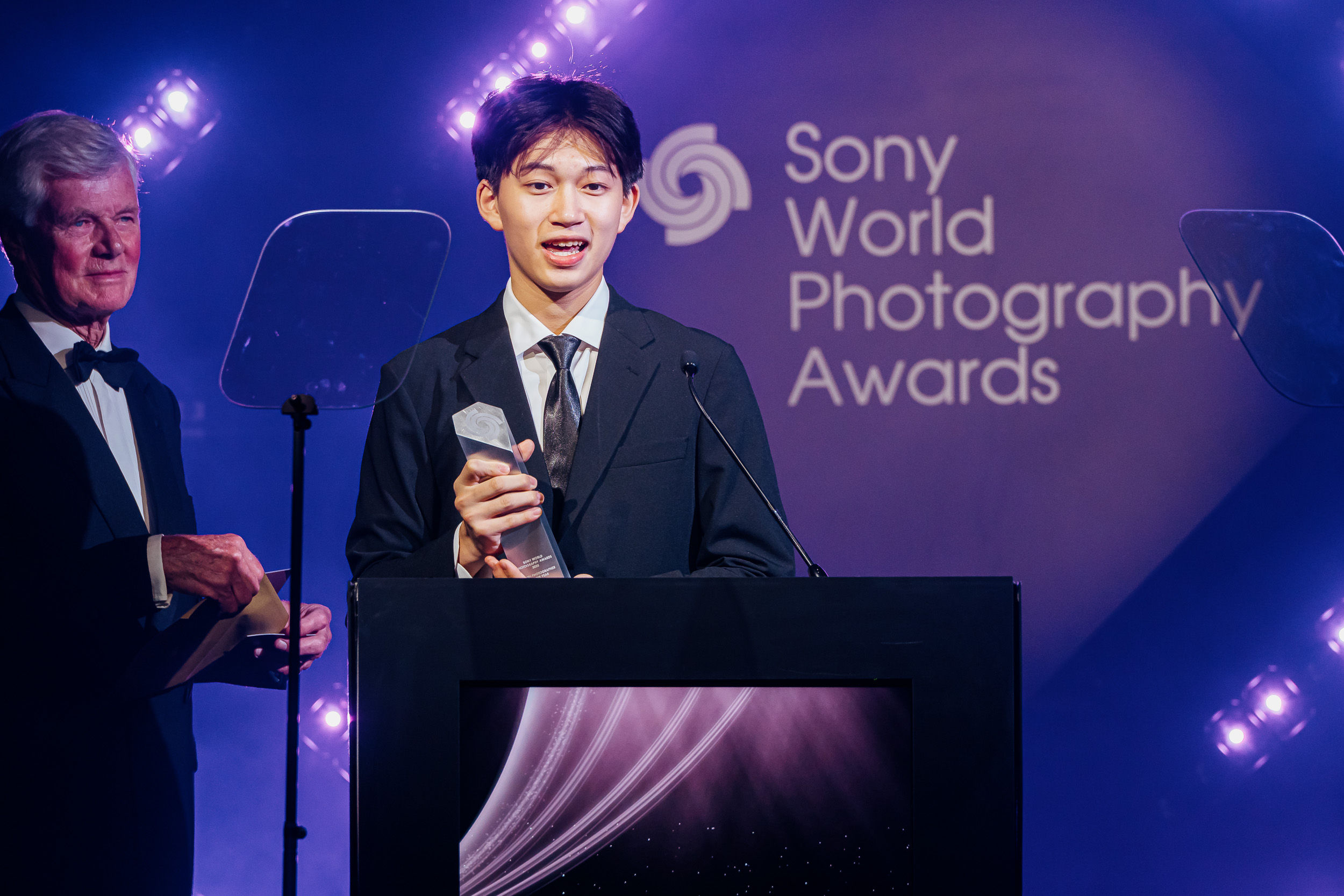 ▲16歲台灣少年吳典積奪SONY年度攝影師。（圖／SONY提供）