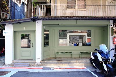 小巨蛋難得「百元有找」咖啡廳！