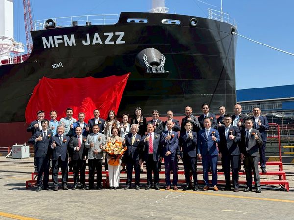 ▲交船典禮貴賓大合照。（圖／正德提供）