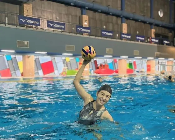 ▲賈永婕近年也加入水球運動。（圖／翻攝臉書）