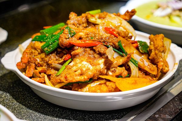 ▲▼豐FOOD海陸百匯 鮪魚季｜台北自助餐吃到飽，澎湃現流海鮮多國料理任你吃，週五限定鮪魚現切秀。（圖／部落客珊莎授權提供）