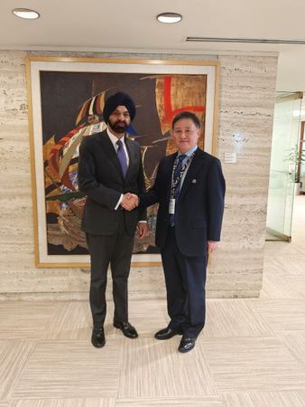 ▲▼中國人民銀行（大陸央行）行長潘功勝會見世界銀行總裁彭安杰（Ajay Banga）。（圖／翻攝人行官網）
