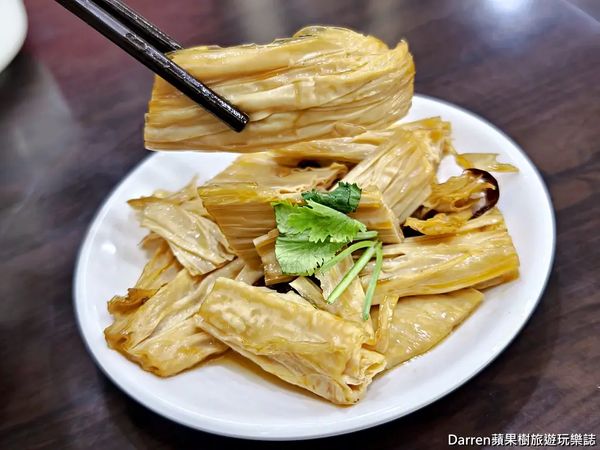 ▲▼蔡家牛肉麵。（圖／部落客Darren蘋果樹旅遊玩樂誌授權提供）