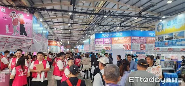 ▲台中旅展。（圖／記者游瓊華攝、福華提供）
