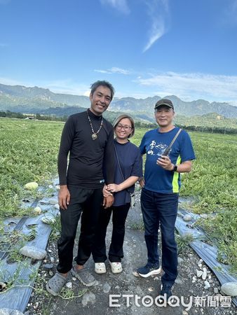 ▲▼花蓮阿強西瓜團隊獲得全國青農創新加值團隊經營競賽亞軍。（圖／花蓮縣政府提供，下同）