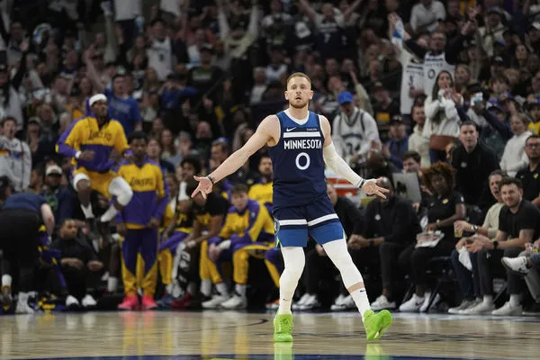 ▲▼灰狼射手迪文琴佐。（圖／達志影像／美聯社）