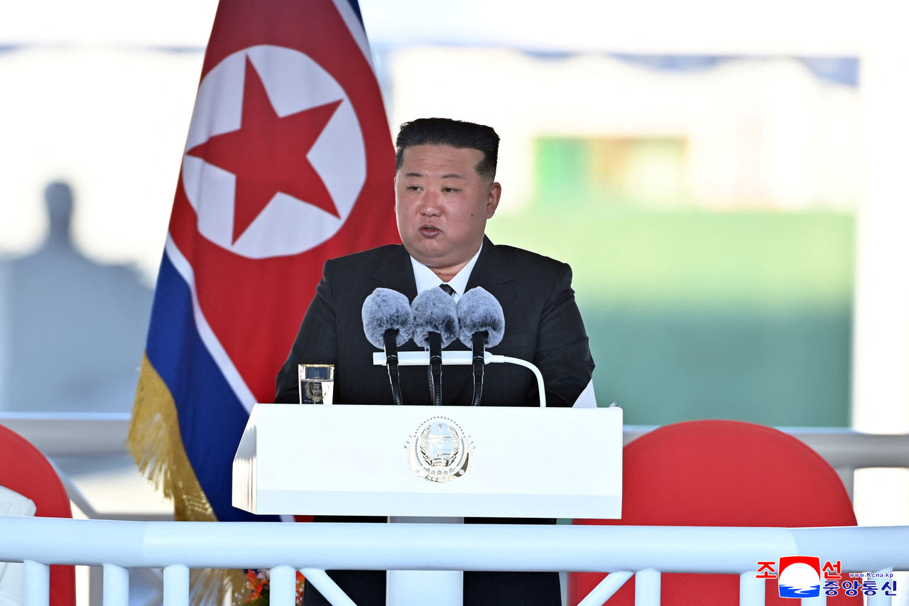 快訊／金正恩暴怒！驅逐艦下水「船底破洞失衡」：一定要嚴懲