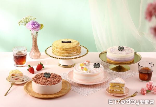 ▲STARBUCKS推出5月4日前購買母親節蛋糕與指定商品，享單件9折優惠。（圖／夢時代提供）