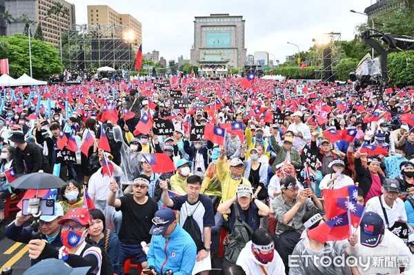 ▲▼國民黨主辦426「反綠共 戰獨裁 凱道一起站出來！」大型集會活動。（圖／記者李毓康攝）