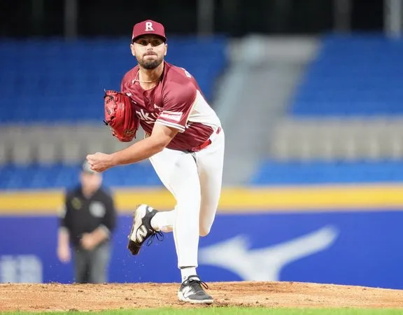 ▲樂天桃猿霸姆德、陳晨威。（圖／樂天桃猿提供）