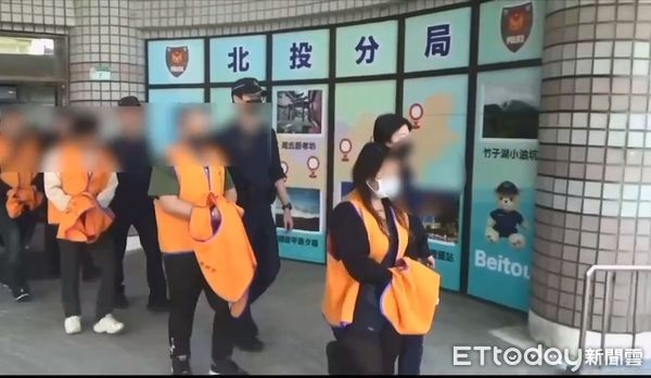 ▲北投警方破獲北聯幫毒品分裝場、倉庫，並逮捕2名陳姓要角及涉案成員。（圖／記者張君豪翻攝）