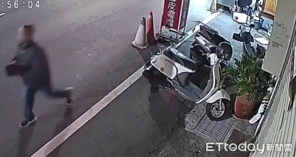 ▲▼嘉義「沉睡的酥皮濃湯」兩度遭竊，網友得知都相當心疼老闆。（圖／記者翁伊森翻攝）