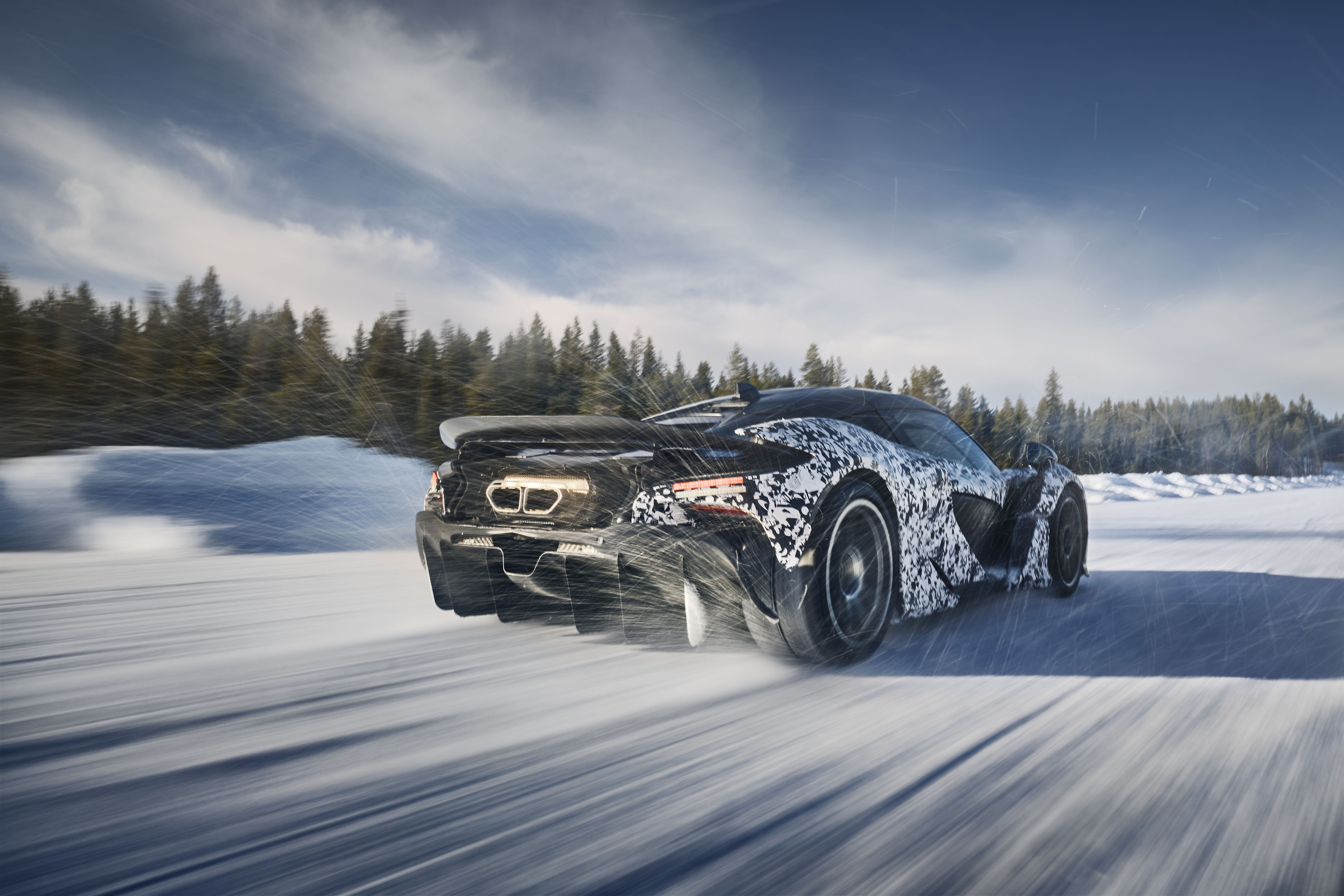 ▲麥拉倫W1雪地測試。（圖／翻攝自McLaren）