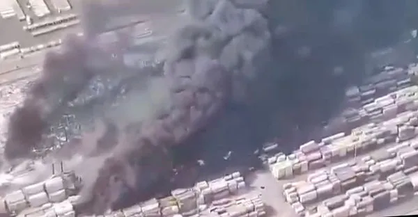 ▲▼伊朗港口大爆炸。（圖／路透）