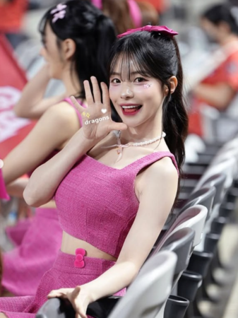 ▲李珠珢近日回韓職的服裝引起討論。（圖／翻攝自李珠珢Instagram）