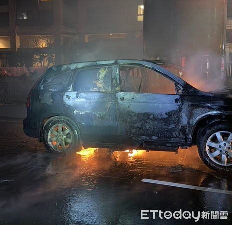 ▲▼  八德火燒車死亡           。（圖／記者楊熾興翻攝）