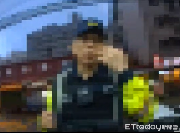 ▲警方獲趕抵對制止雙方，並依刑法恐嚇罪嫌將宋男函請偵辦。（圖／中壢警分局提供）