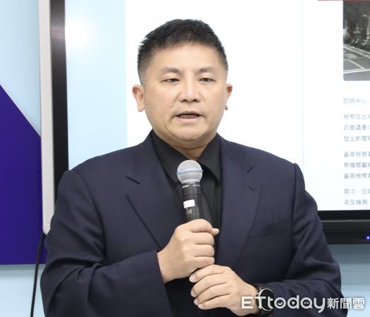 ▲▼國民黨團召開 追殺國民黨 成檢調專簽績效  記者會 吳宗憲 許宇甄。（圖／記者屠惠剛攝）