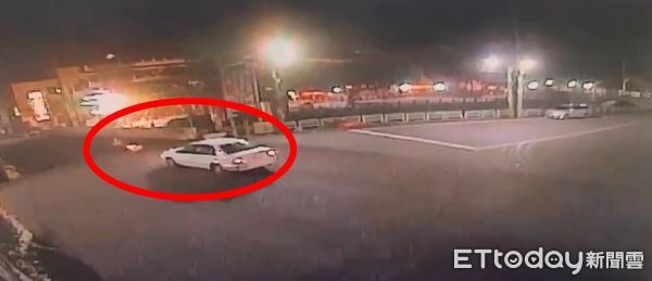 ▲彰化死亡車禍，女菜販撞死行人瞬間曝光，肇逃後照常去市場賣菜。（圖／民眾提供，下同）