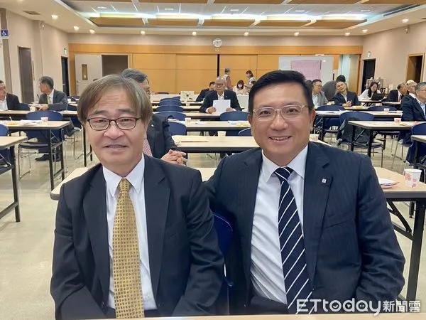 ▲萬海總經理謝福隆、陽明董事長蔡豐明。（圖／記者廖婕妤攝）