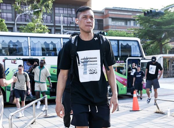 ▲曾文鼎、林志傑領軍，超過20位台灣職籃球員、教練，為終結兒虐議題發聲。（圖／各職籃球團提供）
