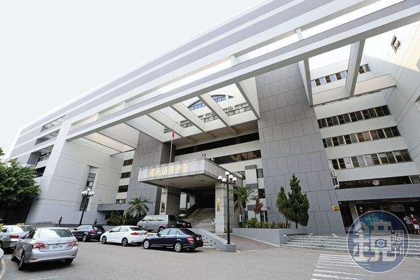 台中地檢署正擴大追查有無其他受害者。